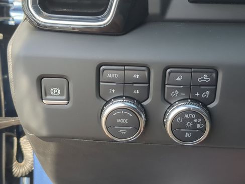 Used 2024 GMC Sierra 1500 Denali w/ Denali Reserve Package image 18