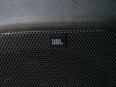 Used 2023 Toyota Tacoma Limited image 28