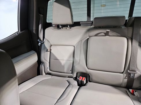 Used 2020 GMC Sierra 1500 SLT w/ SLT Premium Package image 12