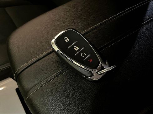 Used 2023 Chevrolet Blazer LT FWD image 34