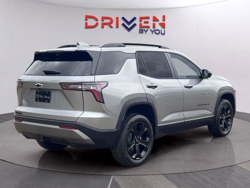 New 2026 Chevrolet Equinox LT w/ Convenience Package II image 31