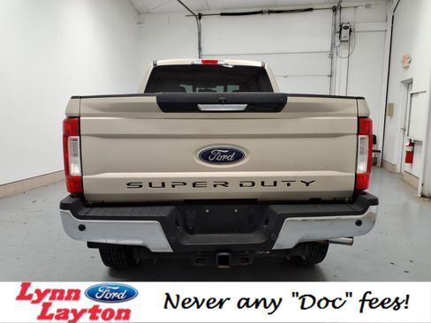 Certified 2018 Ford F250 Lariat w/ Chrome Package image 4