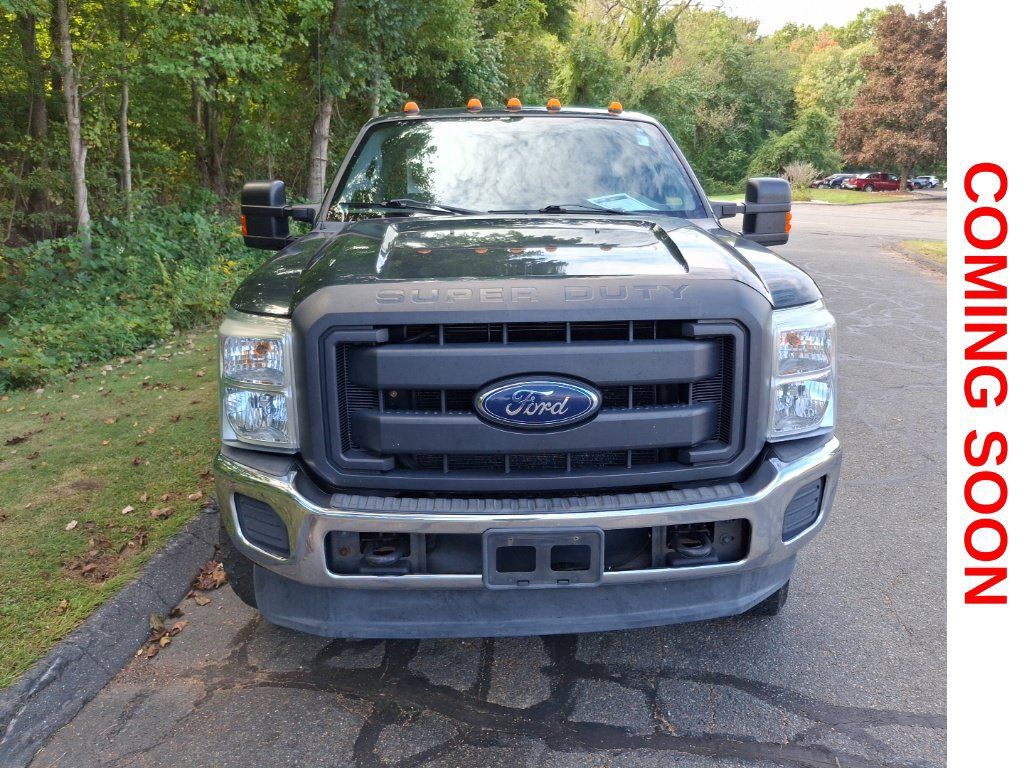 Used 2016 Ford F250 XL w/ Power Equipment Group AWD/4WD image 3