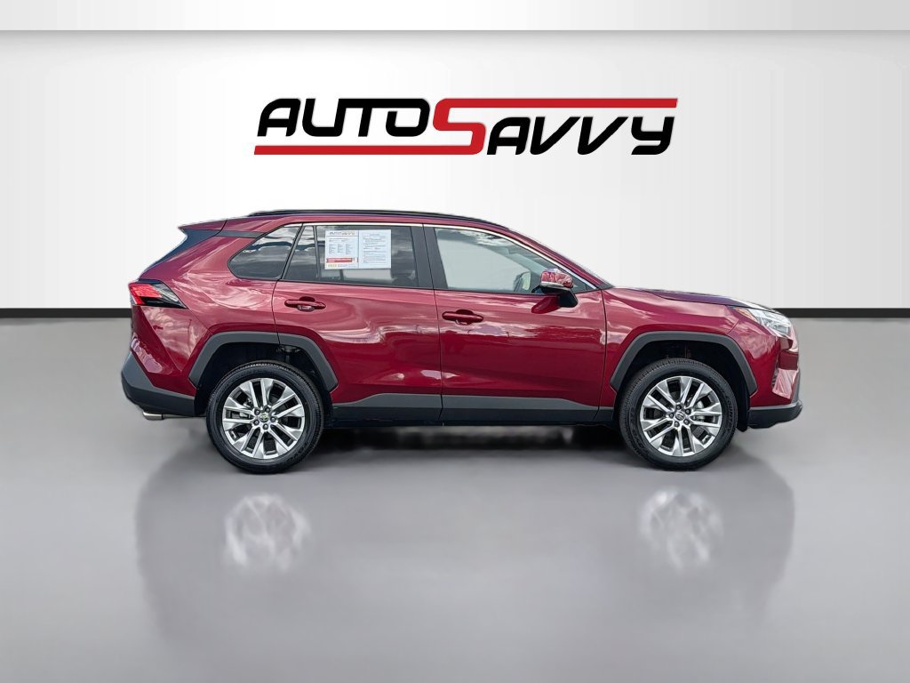 Used 2025 Toyota RAV4 XLE Premium FWD image 8