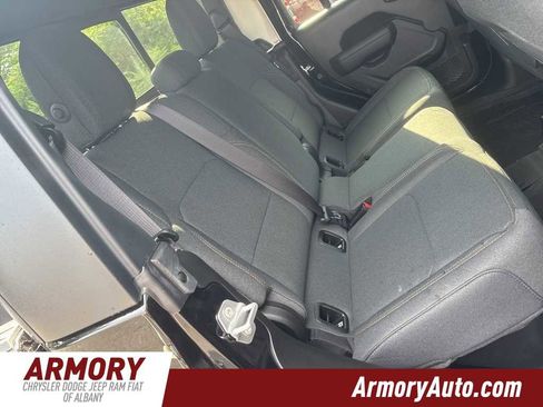 New 2025 Jeep Gladiator Sport image 24