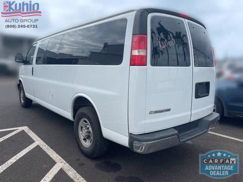 Used 2017 Chevrolet Express 3500 LT w/ LT Preferred Equipment Group RWD image 7