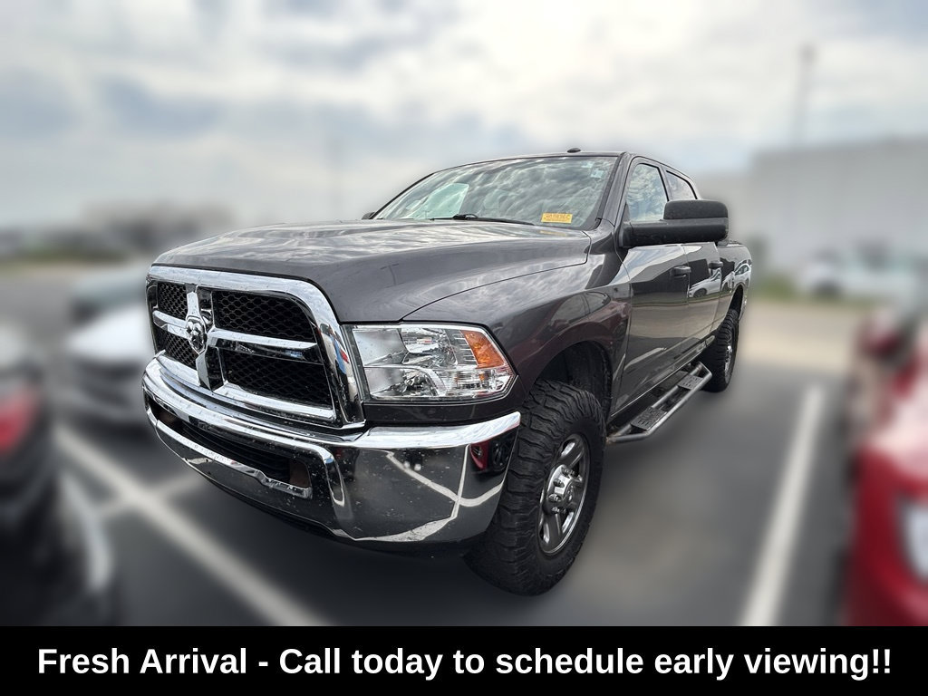 Used 2016 RAM 2500 Tradesman w/ Chrome Appearance Group AWD/4WD image 2