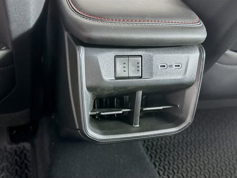 New 2026 Dodge Charger R/T AWD/4WD image 32