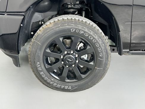 New 2026 RAM 2500 Laramie AWD/4WD image 17