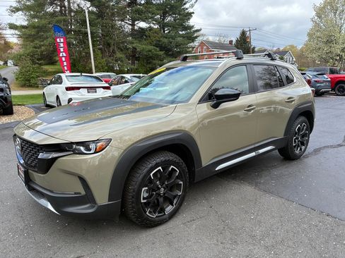 Used 2025 MAZDA CX-50 Meridian Edition w/ Weather Package AWD/4WD image 2