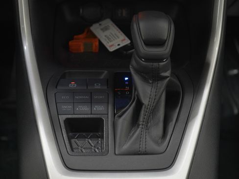 Used 2024 Toyota RAV4 XLE image 20