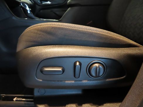 Certified 2024 Chevrolet Equinox LT AWD/4WD image 13