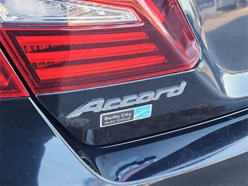 Used 2017 Honda Accord Sport Special Edition image 11