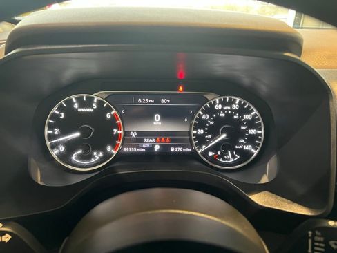 Used 2021 Nissan Rogue SV AWD/4WD image 26