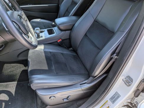 Used 2015 Jeep Grand Cherokee Altitude AWD/4WD image 24