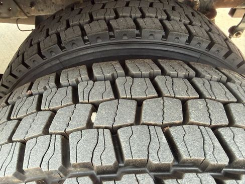 Used 2004 Chevrolet Kodiak C4500 2WD Crew Cab image 9