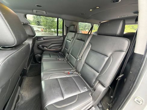 Used 2018 Chevrolet Suburban LT AWD/4WD image 25