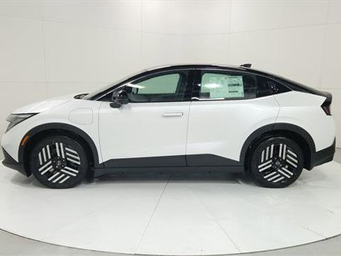 New 2026 Nissan Leaf SV+ image 5