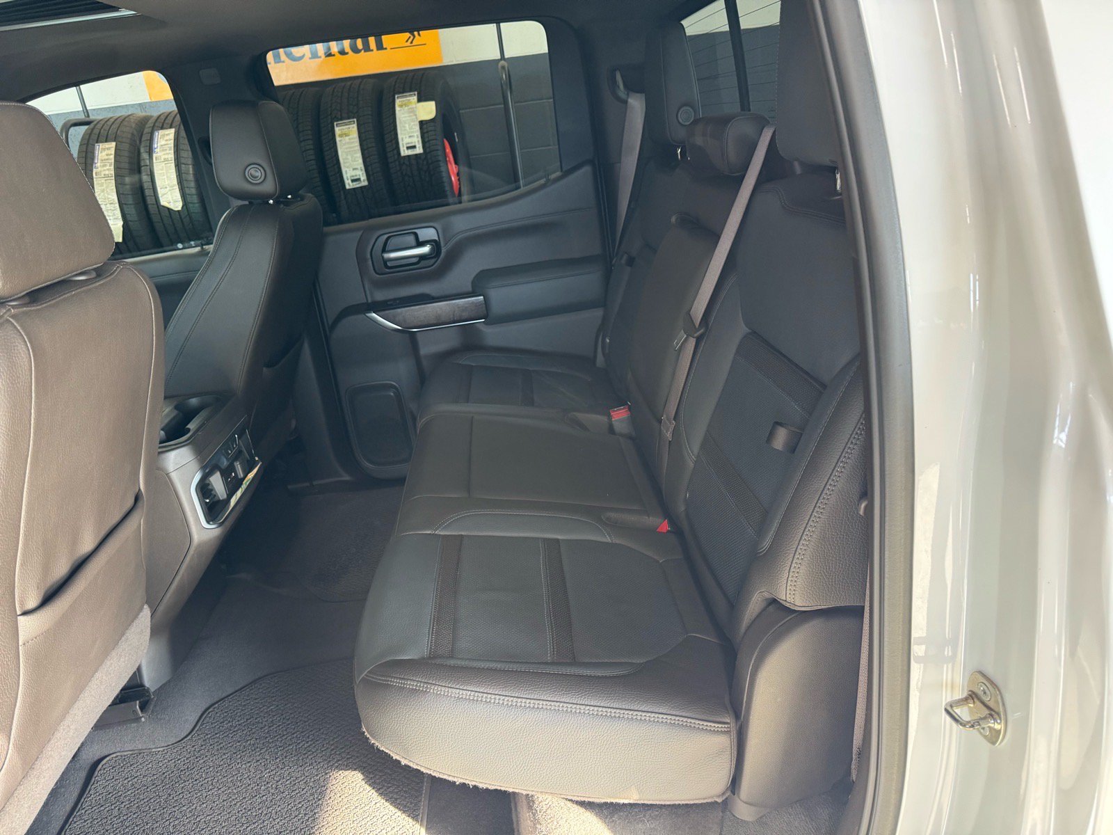 Used 2020 GMC Sierra 1500 Denali w/ Driver Alert Package II AWD/4WD image 11