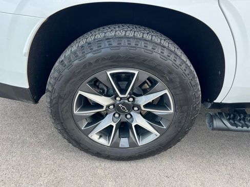 Used 2022 Chevrolet Tahoe Z71 w/ Luxury Package image 11
