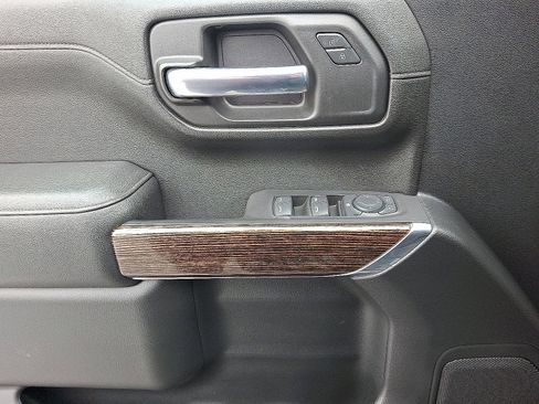 Used 2020 GMC Sierra 1500 Elevation image 13