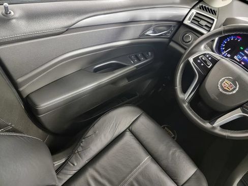 Used 2013 Cadillac SRX FWD image 29