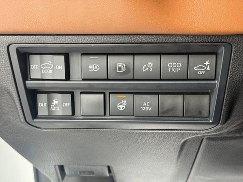 Used 2025 Toyota Tundra 1794 Edition AWD/4WD image 22