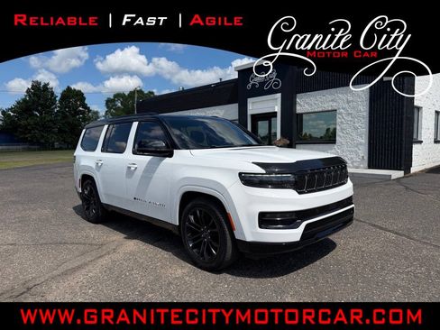 Used 2023 Jeep Grand Wagoneer Series III w/ Rear Seat Video Group 1 AWD/4WD image 1