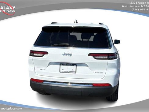 Used 2023 Jeep Grand Cherokee L Laredo AWD/4WD image 6