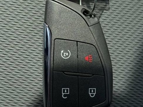 New 2026 Chevrolet Equinox LT w/ Safety and Technology Package FWD image 26