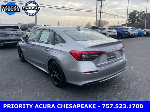 Used 2024 Honda Civic Sport image 3