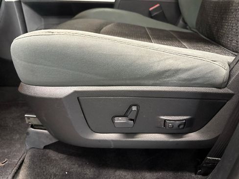 Used 2017 RAM 1500 Big Horn AWD/4WD image 10