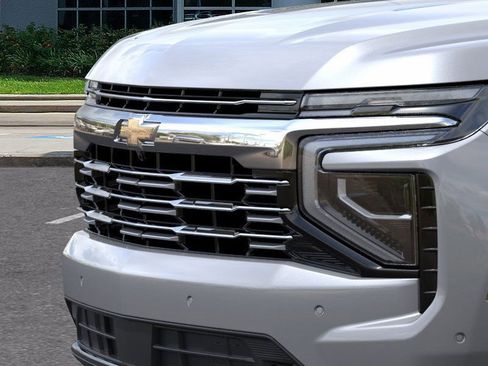 New 2026 Chevrolet Suburban Premier image 13