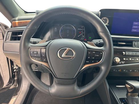Used 2025 Lexus ES 350 w/ Premium Package FWD image 28