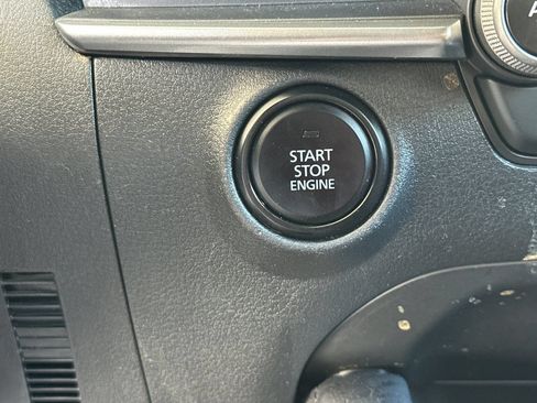 Used 2025 MAZDA MAZDA3 s Sport FWD image 34