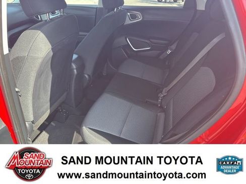 Used 2023 Kia Soul LX w/ LX Technology Package FWD image 13