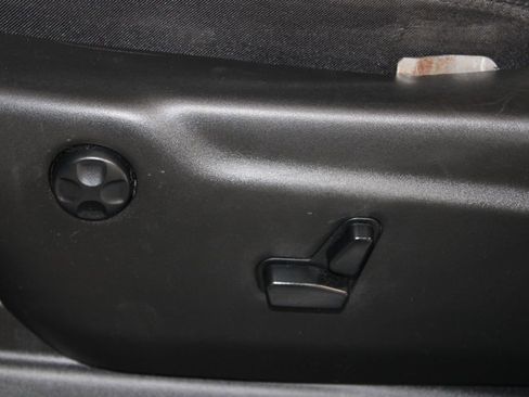 Used 2020 Jeep Grand Cherokee Altitude image 22