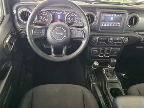 Used 2023 Jeep Wrangler Unlimited Sport AWD/4WD image 12