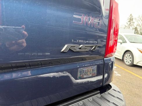 Used 2023 Chevrolet Silverado 1500 RST w/ Z71 Off-Road Package image 47