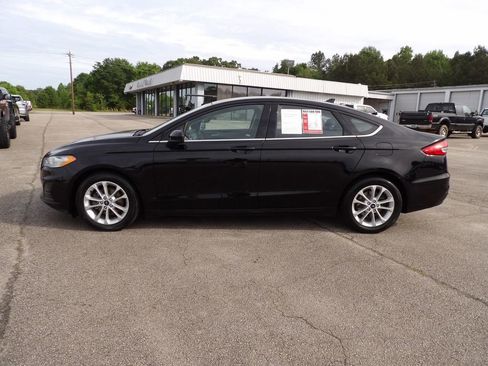 Used 2020 Ford Fusion SE FWD image 5