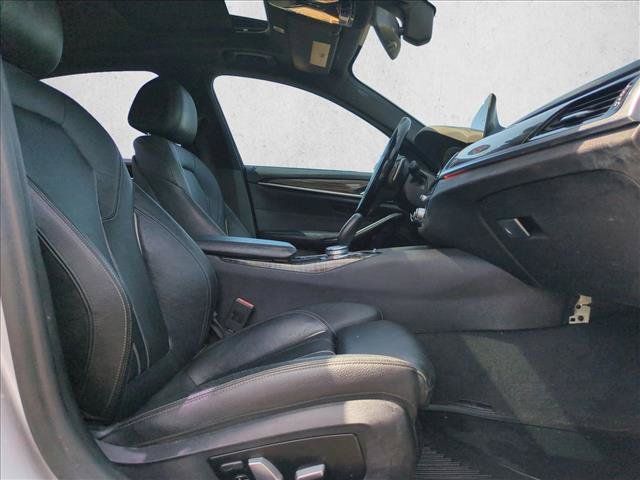 Used 2017 BMW 540i RWD image 16