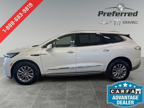 Certified 2024 Buick Enclave Essence w/ LPO, Luxury Package AWD/4WD image 10