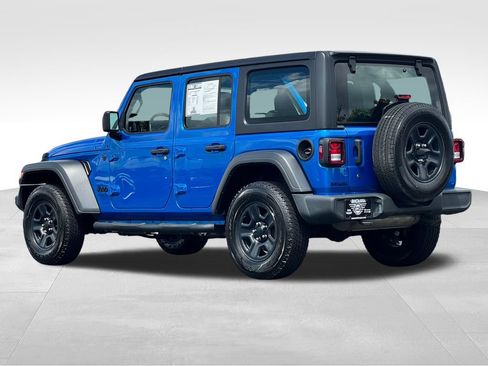 Used 2022 Jeep Wrangler Unlimited Sport AWD/4WD image 5