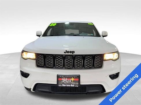 Used 2020 Jeep Grand Cherokee Altitude AWD/4WD image 2