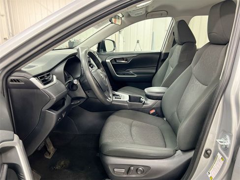 Used 2024 Toyota RAV4 XLE image 20