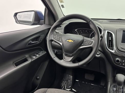 Used 2024 Chevrolet Equinox LT image 24