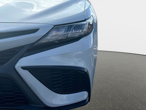 Used 2023 Toyota Camry SE image 10