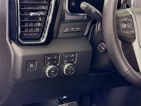 New 2026 GMC Sierra 1500 Denali AWD/4WD image 4