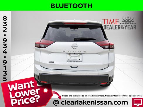 Used 2025 Nissan Rogue SV image 6