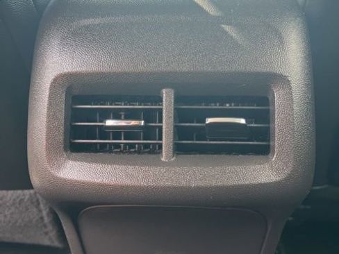 Used 2024 GMC Terrain AT4 image 24